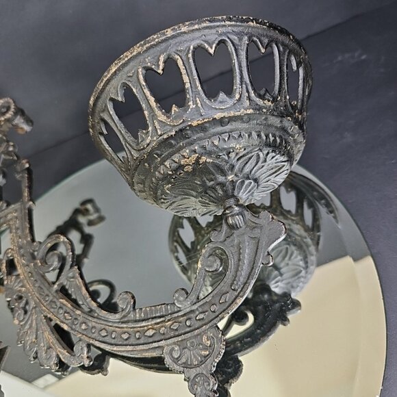 Antique Wall Mount Oil Lamp Holder Cast Iron Wall Sconce Swing Wall Bracket USA - Picture 5 of 14